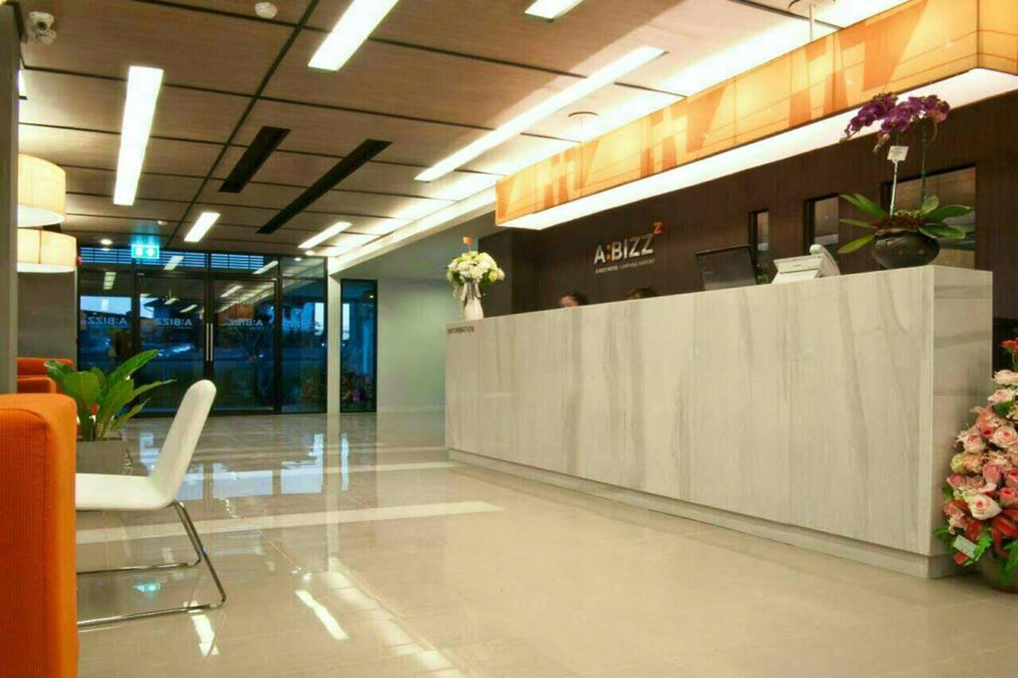 Abizz Hotel Lampang Airport Ngoại thất bức ảnh