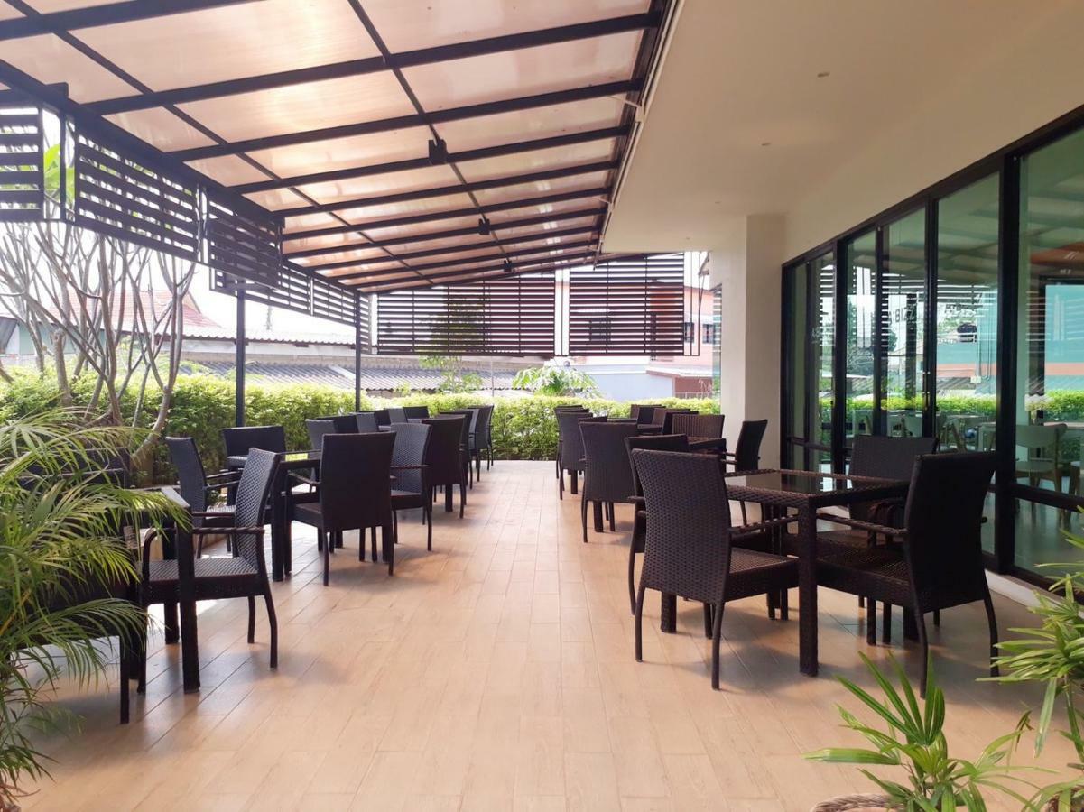 Abizz Hotel Lampang Airport Ngoại thất bức ảnh