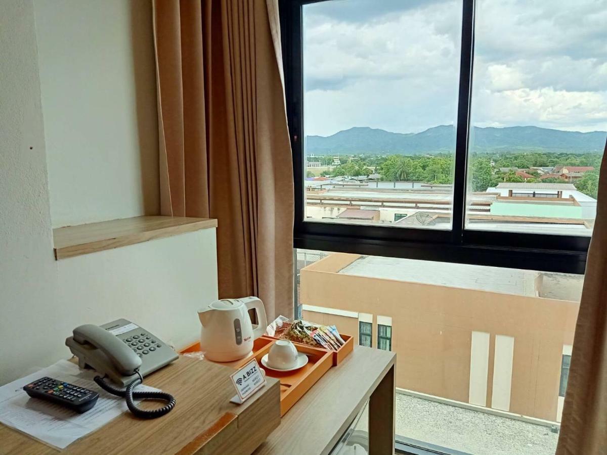Abizz Hotel Lampang Airport Ngoại thất bức ảnh