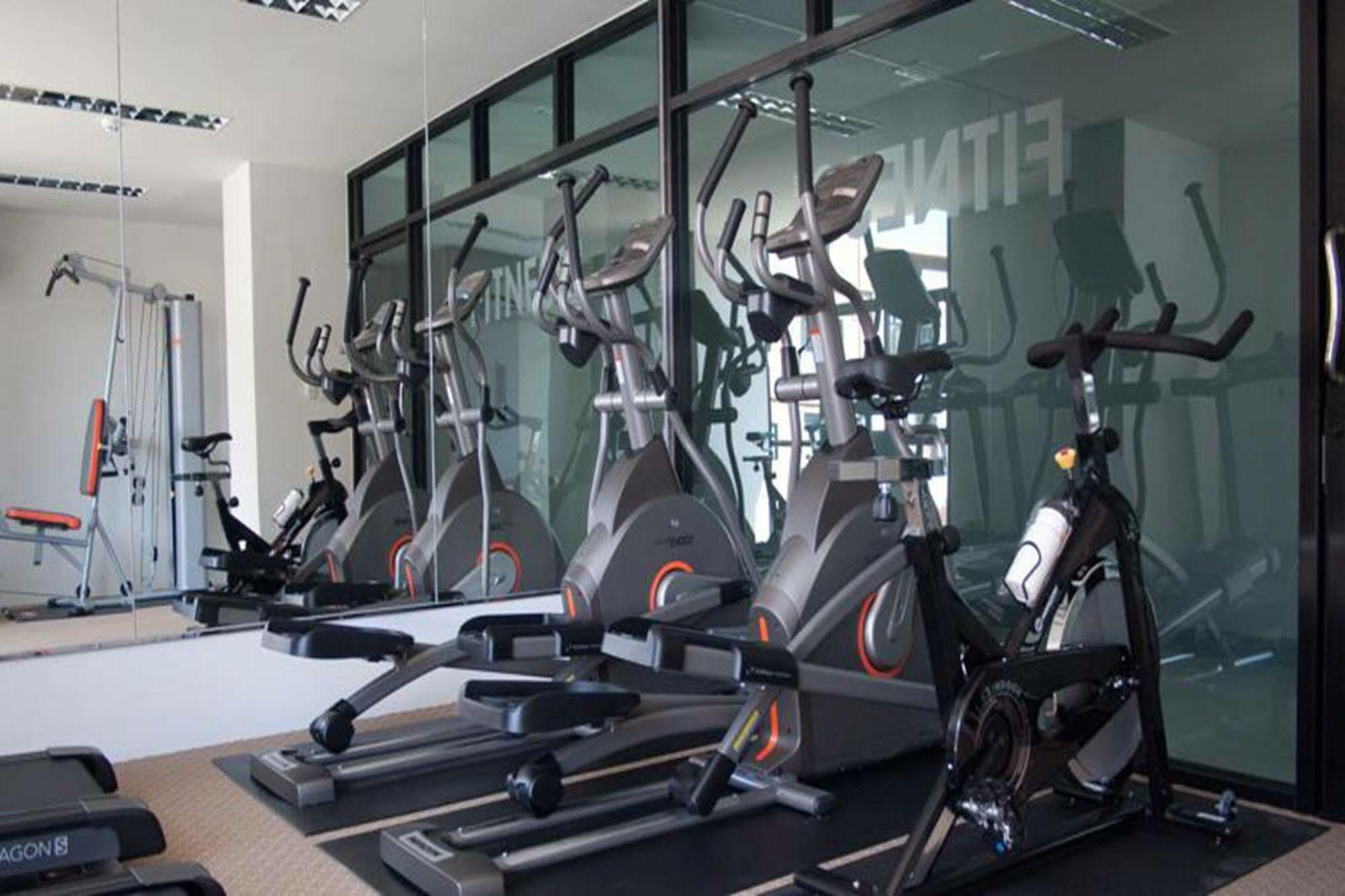 Abizz Hotel Lampang Airport Ngoại thất bức ảnh